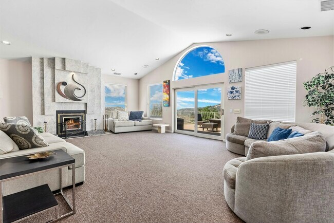 Photo - 16651 Highland Valley Rd