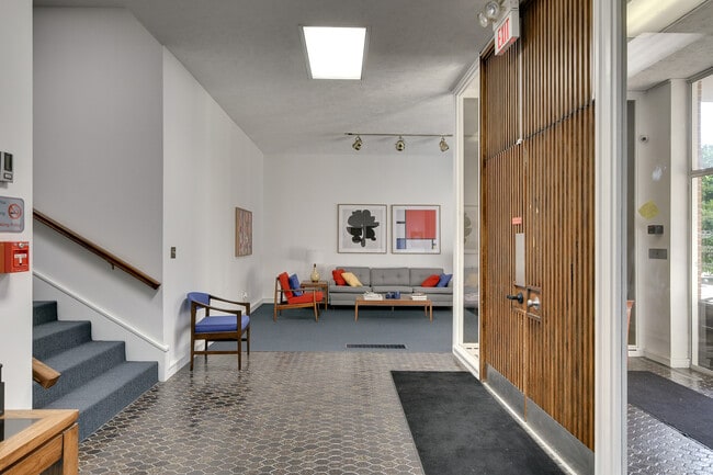 Photo - 500 S 37th St Unidad 207