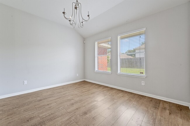 Photo - 2614 Royal Thistle Dr
