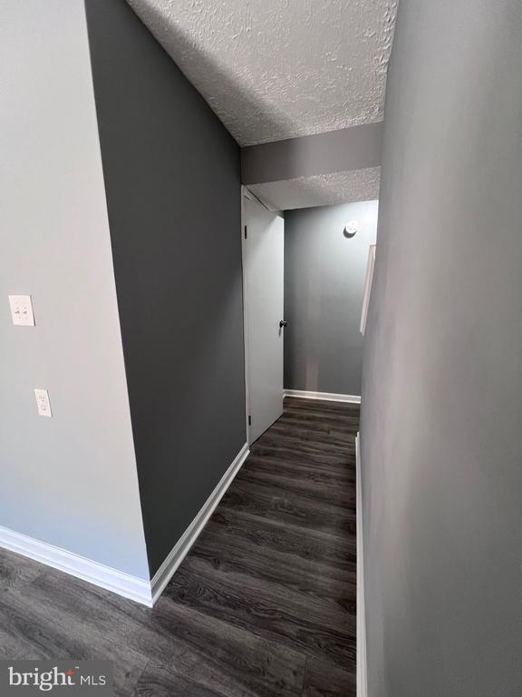 Photo - 307 Brethour Ct