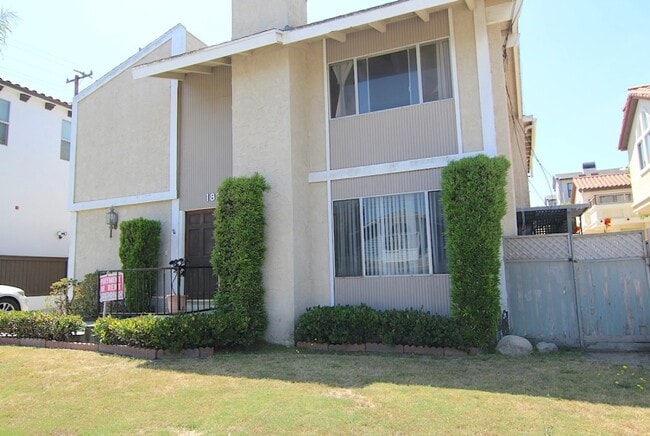 Photo - 1820 Speyer Ln Unit 1