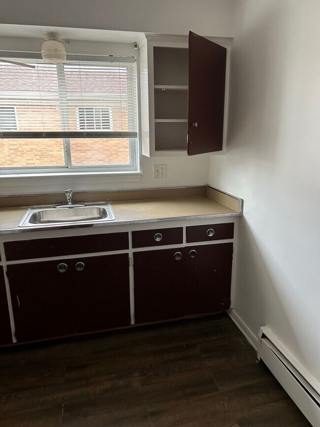 Photo - 29206 Longview Ave