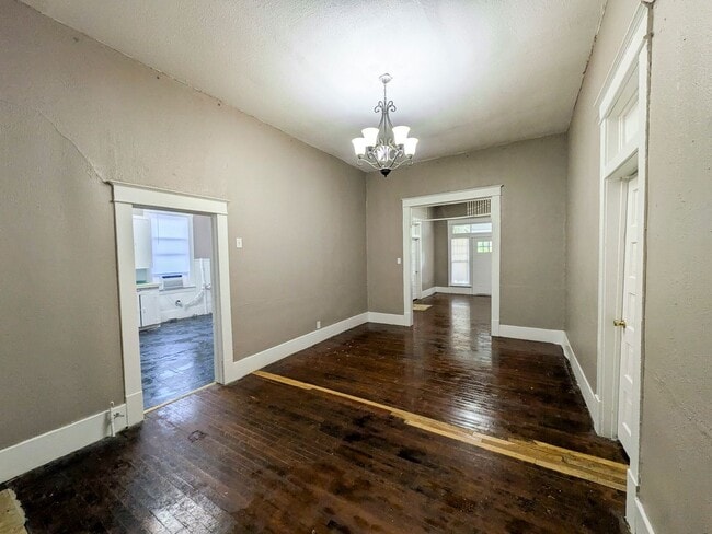 Photo - 1045 Long Ave