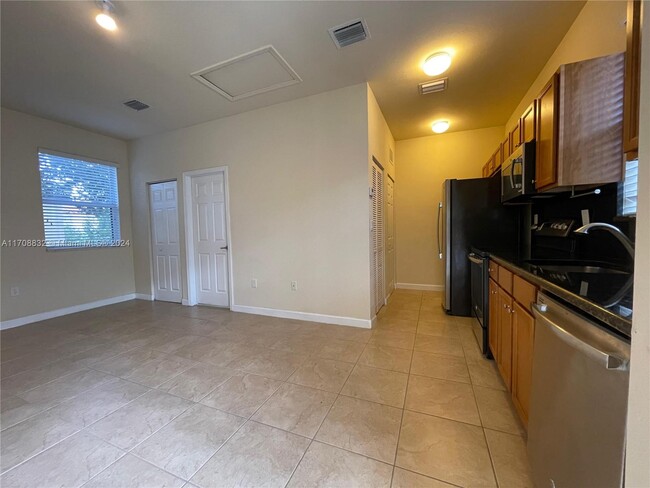 Photo - 9351 SW 171st Ct Apartamento Unidad NextGen