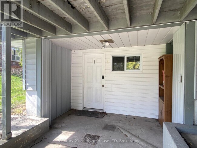 Photo - 6042 Culp St