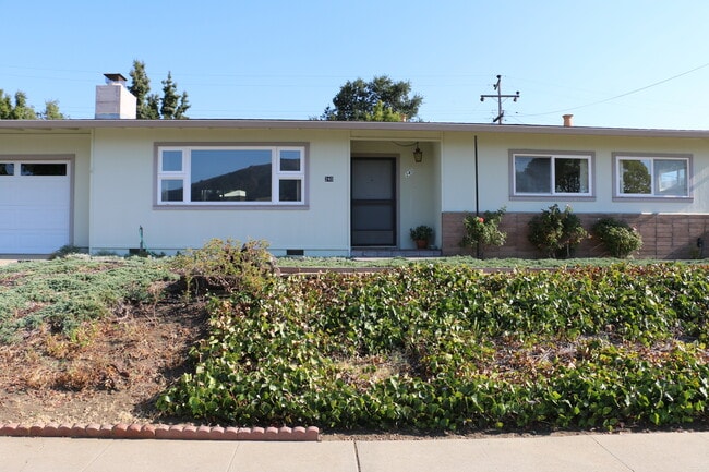 Photo - 2000 sq feet 5 bed 3 bath home close to Poly!!