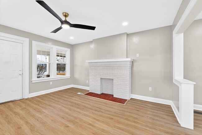 Photo - 1234 S Champion Ave