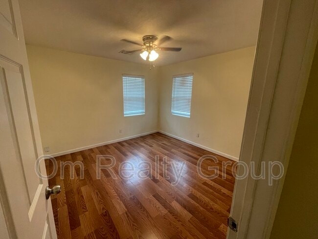 Photo - 3942 King St