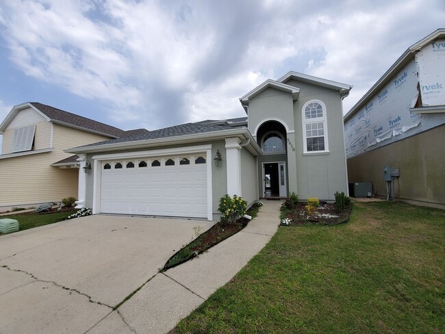 Waterfront Home on Lake Marin! 3 BR|2.5 BA with Great Outdoor Space! - Waterfront Home on Lake Marin! 3 BR|2.5 BA with Great Outdoor Space!