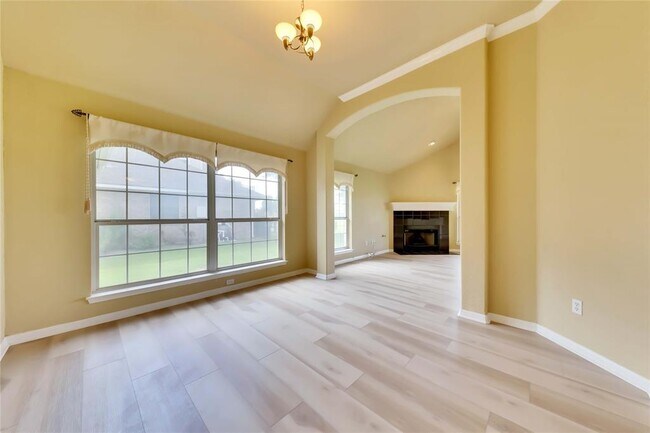 Photo - 2721 Butler National Dr