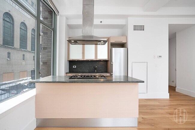 Photo - 120 Greenwich St Unidad 2C