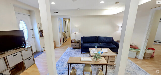Building Photo - 18 Dean Rd Unit GA Rental