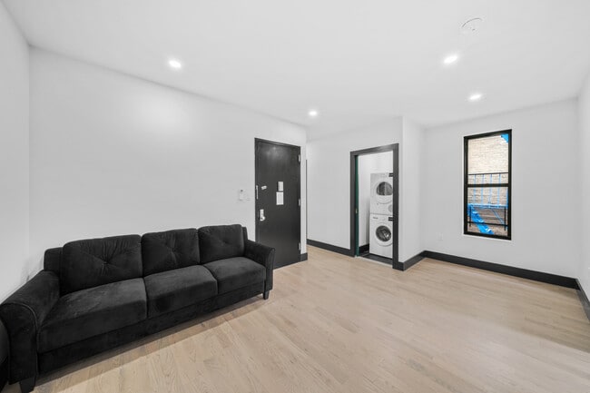 2501 Hughes Ave