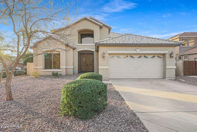 Photo - Beautiful 5 bedroom w/pool!