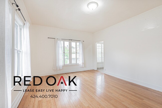 Building Photo - 5757 Franklin Ave Unit 412