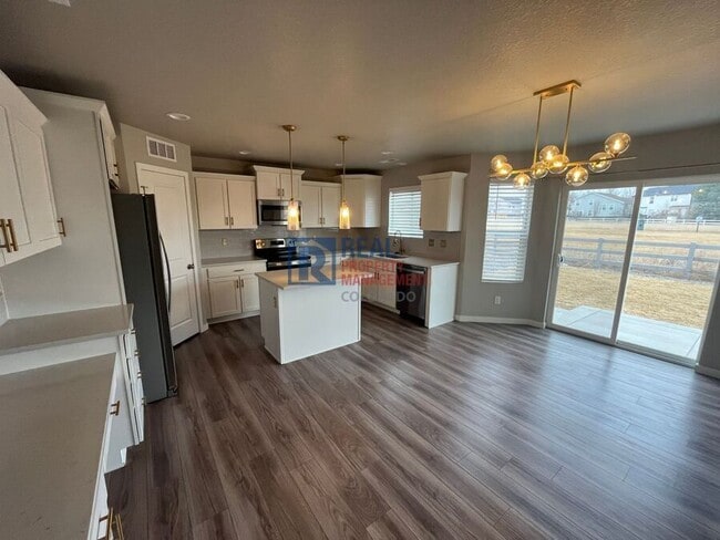 Photo - 420 Ryan Ave