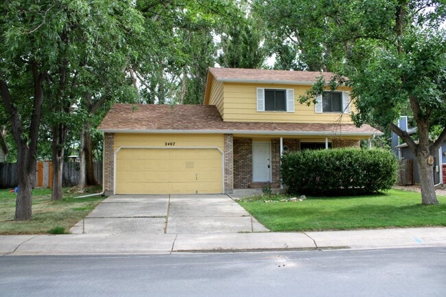 Building Photo - Charming Home with Great Outdoor Space & 2-Car Garage