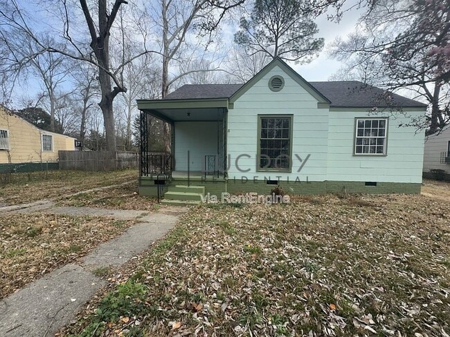 4426 Desoto St
