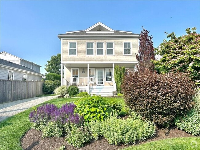 Building Photo - 44 Tuckerman Ave Rental