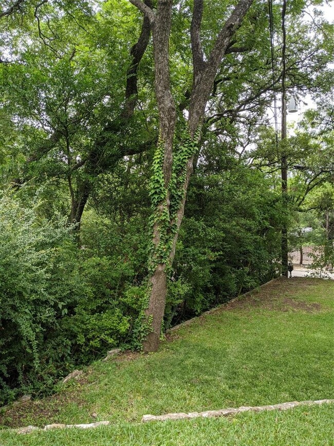 Photo - 5904 Burlington Ct