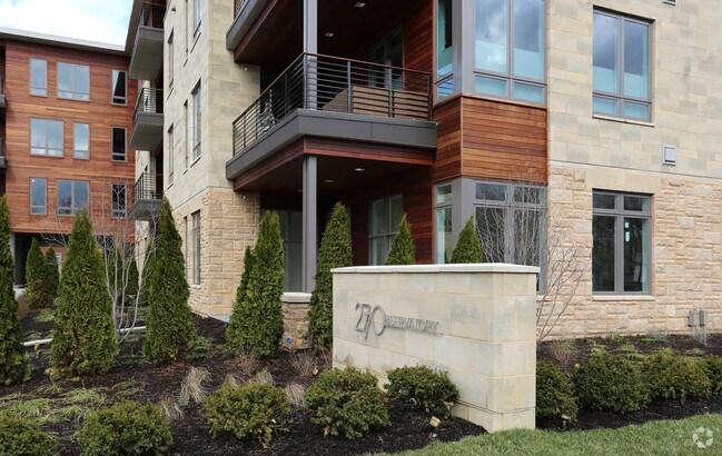 Photo - 2770 Observatory Ave