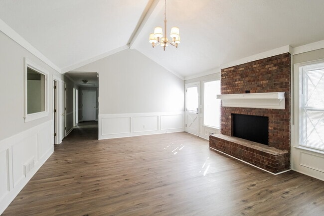 2342 Westridge Dr