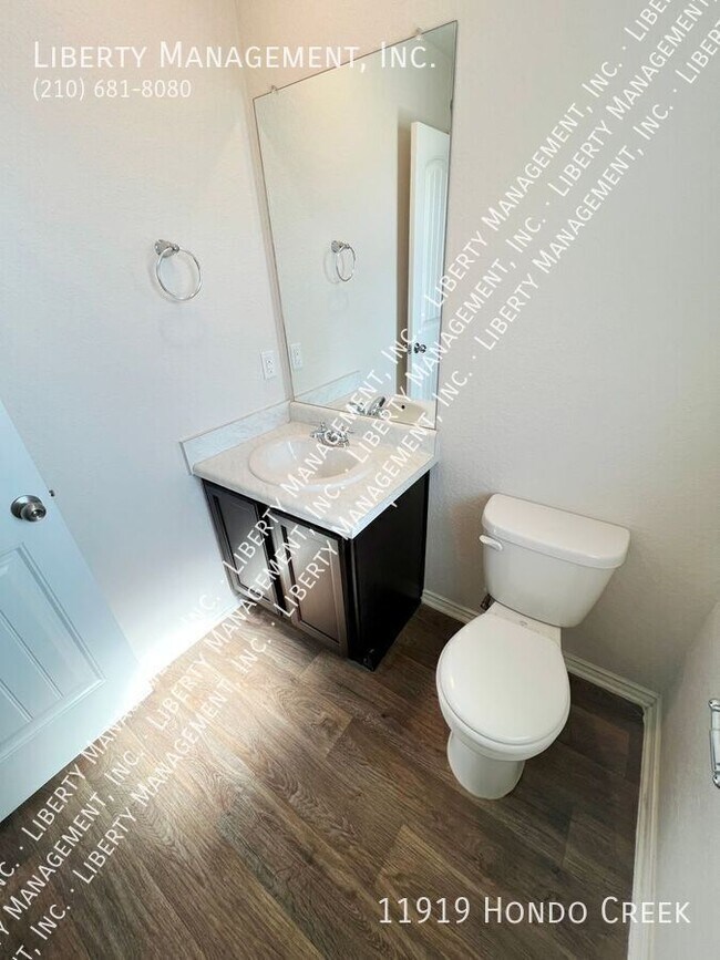 Photo - 11919 Hondo Crk