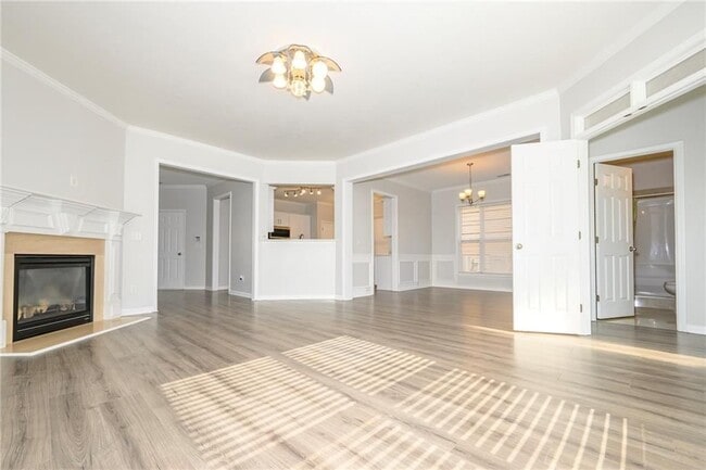 Photo - 5955 Weddington Dr