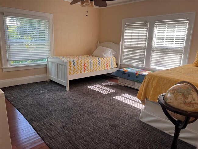 Photo - 21 N Thornton Ave