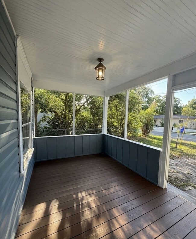 Photo - NICE 3BR/1BA Lakeland Home w/Large Covered Porch