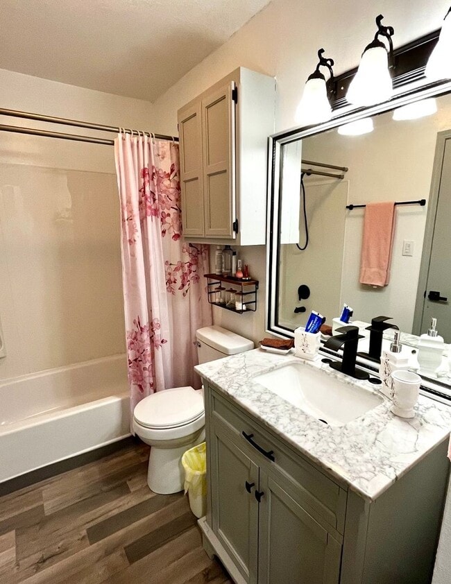 Photo - Stunning Newly Remodeled 3 Bedroom, 2 Bath Home! More Pictures Coming!