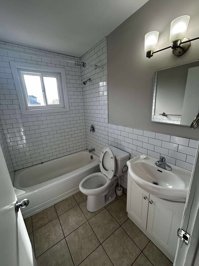 Photo - 265 High St Unit 8