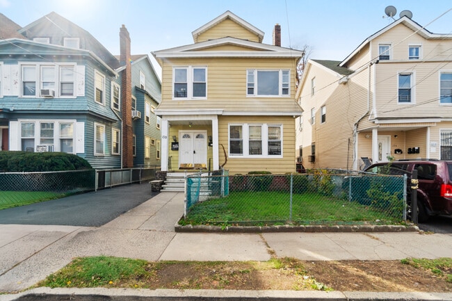 170 Mapes Ave Unit 1