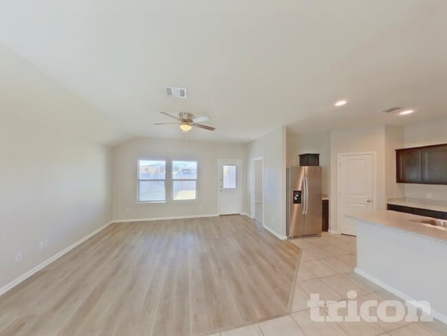 Photo - 1812 Fairbanks Dr