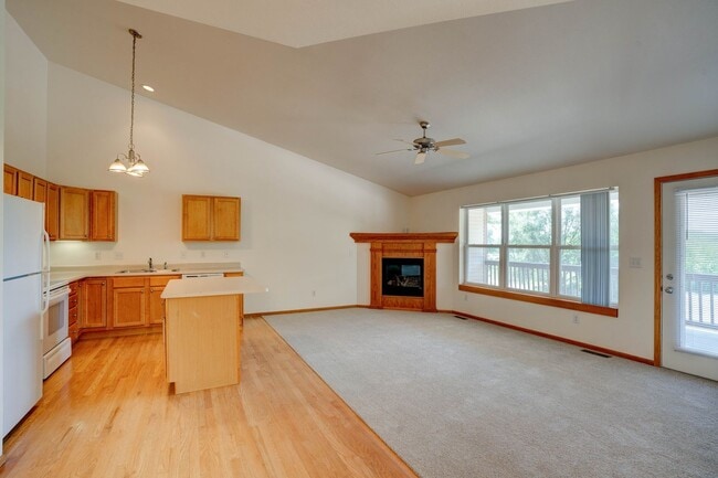 Woodridge Estates Townhomes - Woodridge Estates Townhomes Unidad 24