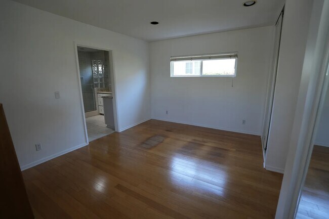 10351 Parr Ave Unit LA Sunland Apartment