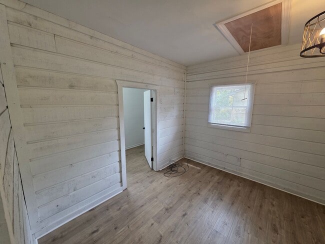 Photo - FOR LEASE Charming All-Brick Home on 1 Acr...