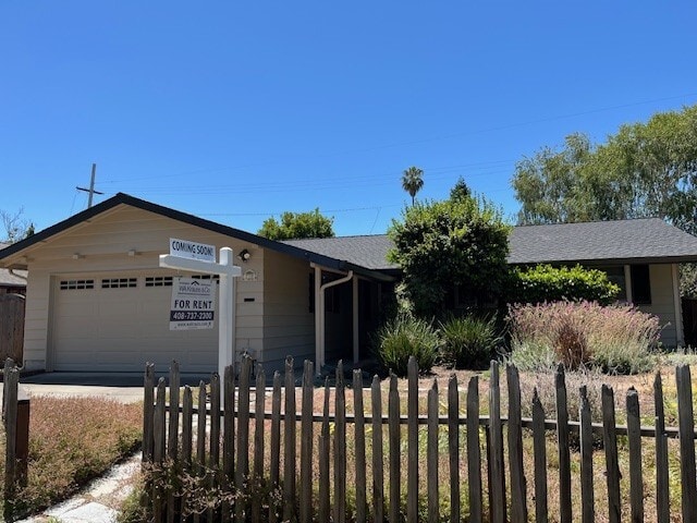 Photo - 712 W Knickerbocker Dr House