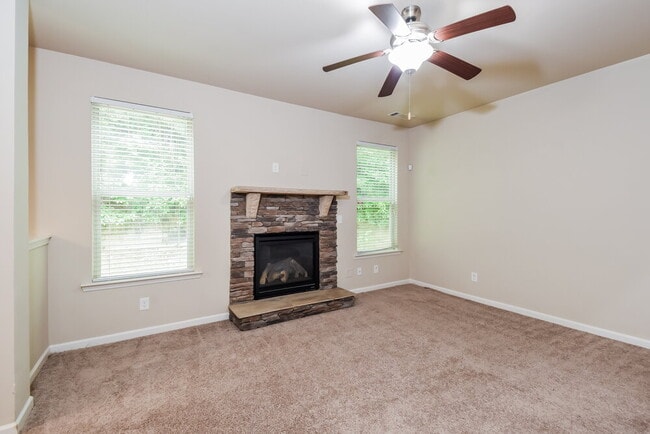 Photo - 6285 Allen Rd SW