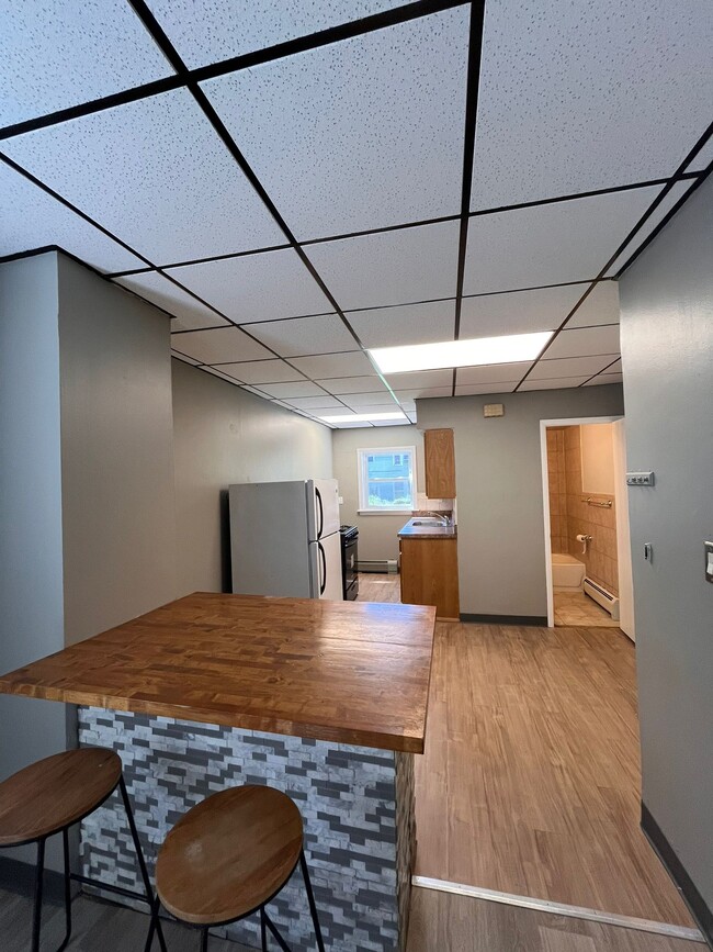 Building Photo - 75 Broadway Rental
