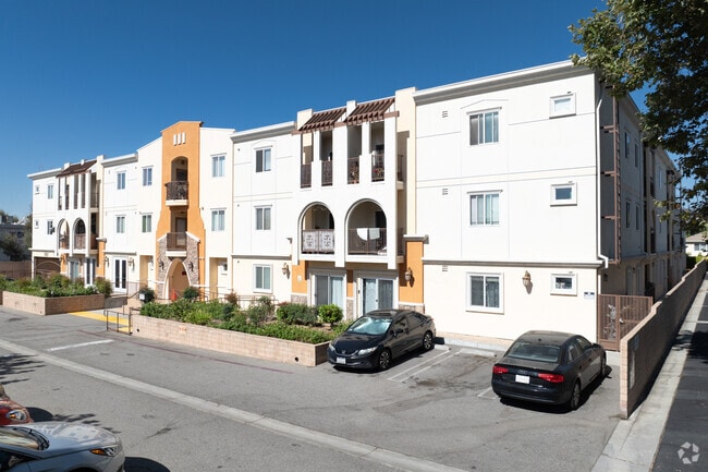 Photo - MASON (10227) APT