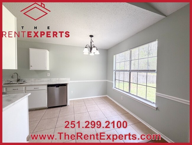 Photo - 9760 Royal Woods Dr N