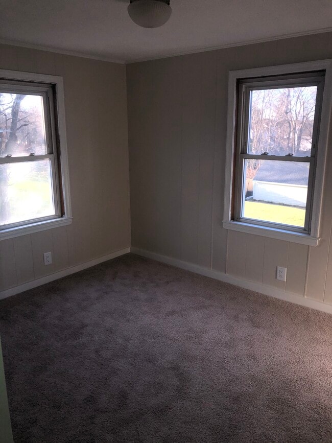 Bedroom - 11 Adams Street