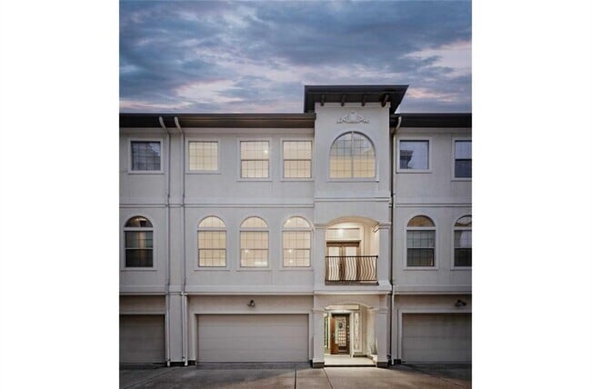 Building Photo - 118 Drew St Rental