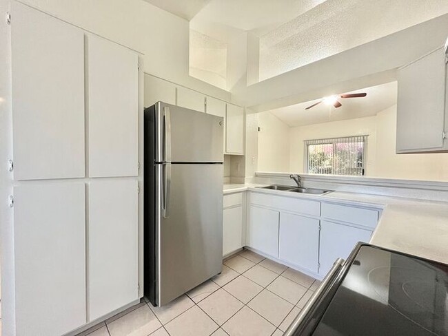 Photo - 16818 N 56th St