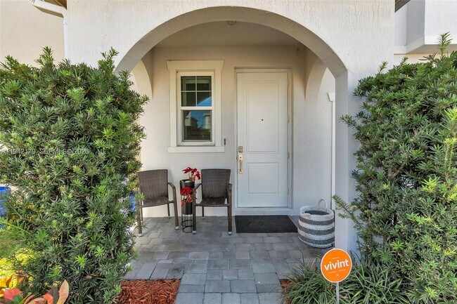 Photo - 1827 Lake Cove Dr