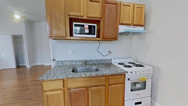 Photo - 1234-40 Rising Sun Ave Unit C