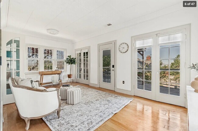 Photo - 1280 Laird Ave S