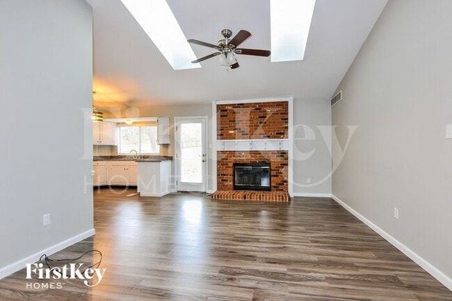 Photo - 16609 Green Pines Dr