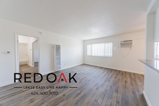 Building Photo - 8040 Reseda Blvd Unit 238